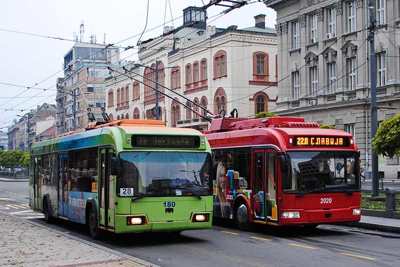 استفاده از وسایل حمل‌ و نقل عمومی در بلگراد